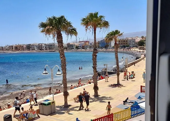 Arena Y Mar Arinaga